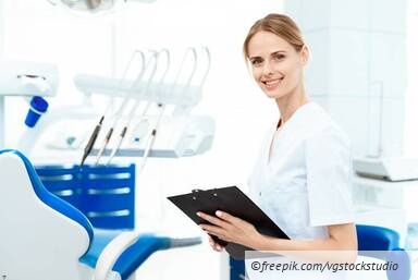 QM-System – rechtliche Anforderungen und Nutzen für die Arzt-/Zahnarztpraxis QM-System – rechtliche Anforderungen und Nutzen für die Arzt-/Zahnarztpraxis